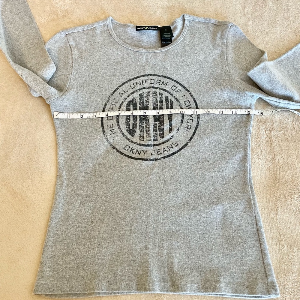 DKNY Jeans Crewneck Logo Top - Size M - Picture 7 of 11